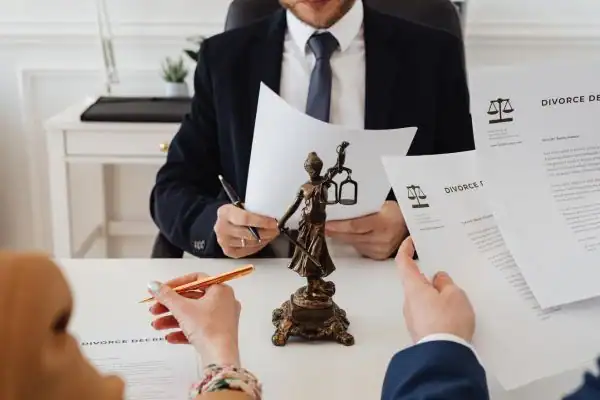image of divorce mediation - enable via legal aid Sevenoaks